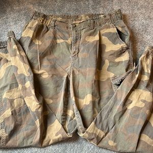 Cameo American Eagle Cargo Pants